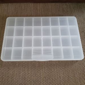 The Beadery Clear Plastic  Compartment Storage Box
